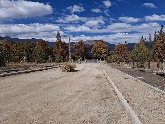Nueva 200 m2 en 5154 de terreno 3D estar 3 baños. Piscina - Imagen 7