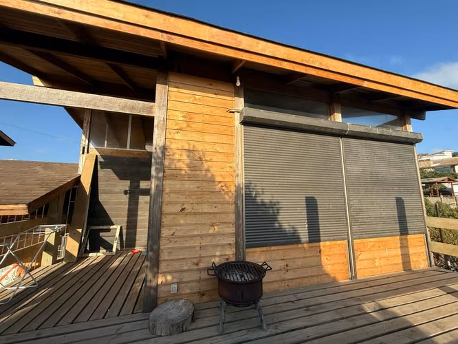 Amplia casa de 8 dormitorios en venta en El Quisco