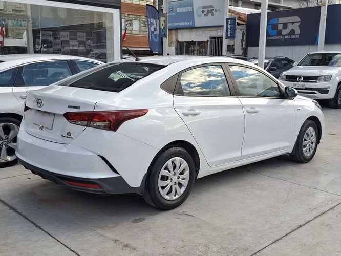 HYUNDAI ACCENT 2023 - Imagen 6