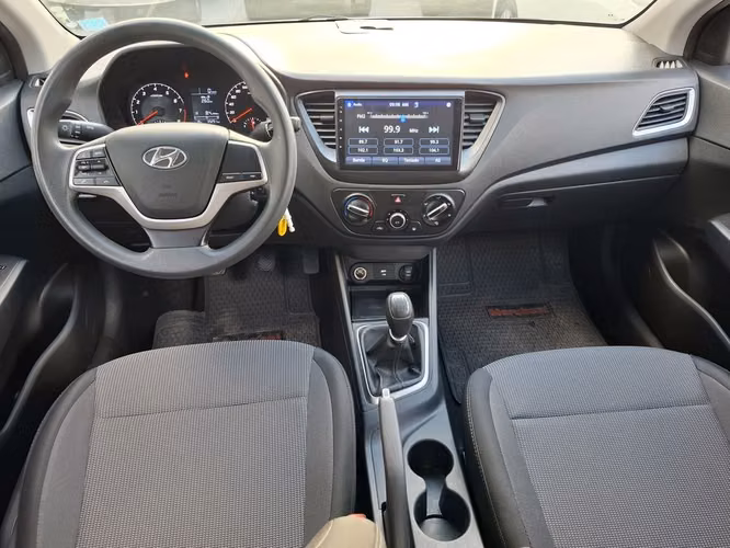 HYUNDAI ACCENT 2023 - Imagen 13