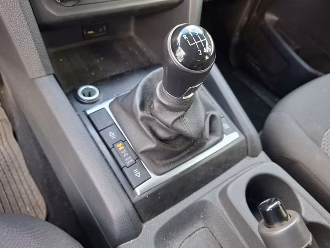 VOLKSWAGEN AMAROK 2023 - Imagen 18
