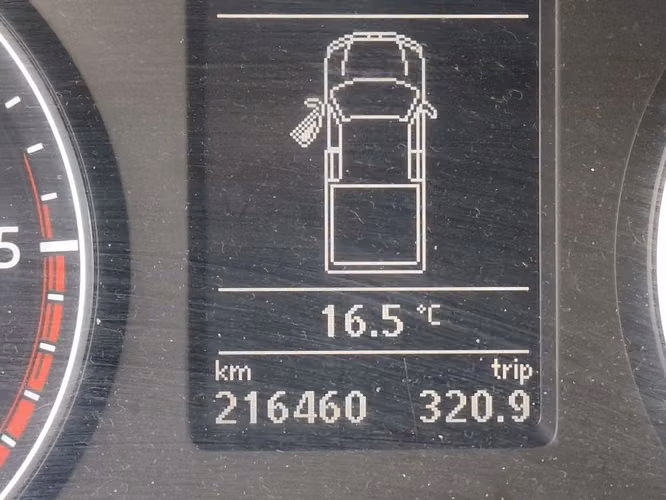 VOLKSWAGEN AMAROK 2023 - Imagen 17