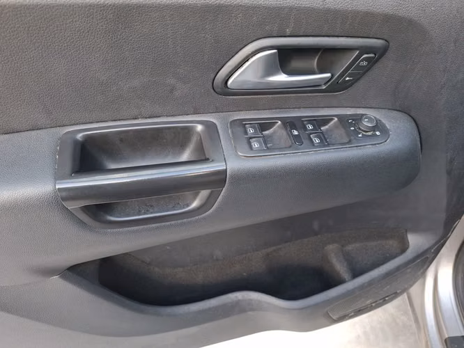 VOLKSWAGEN AMAROK 2023 - Imagen 11