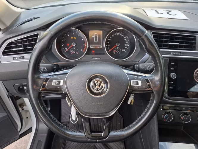 VOLKSWAGEN TIGUAN 2018 - Imagen 15