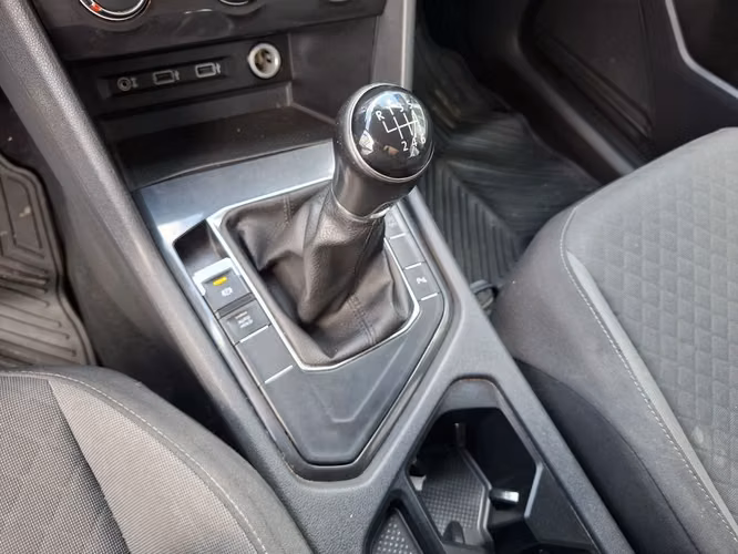 VOLKSWAGEN TIGUAN 2018 - Imagen 19