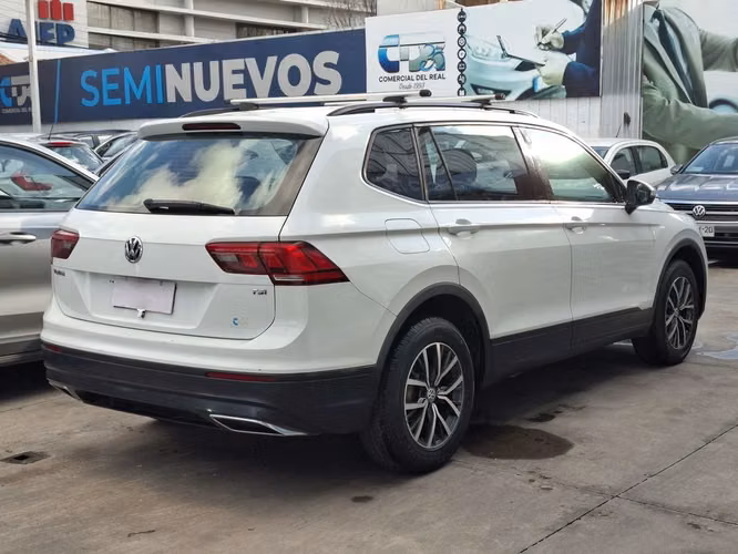 VOLKSWAGEN TIGUAN 2018 - Imagen 7
