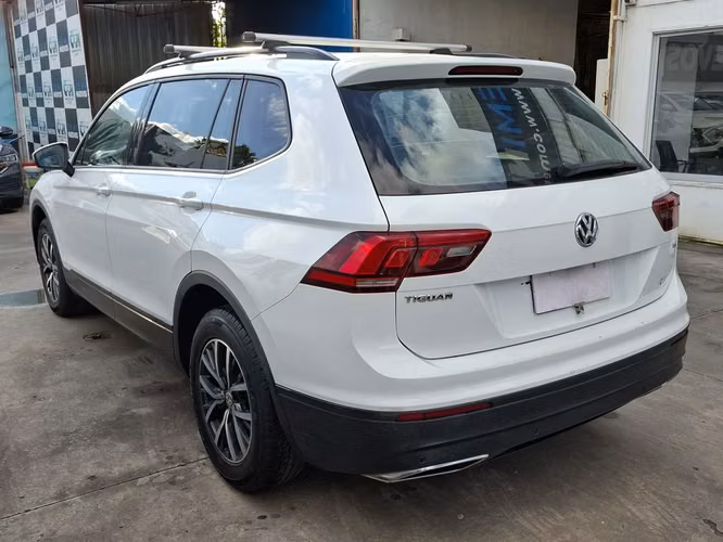VOLKSWAGEN TIGUAN 2018 - Imagen 9