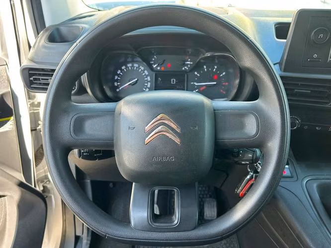 CITROEN BERLINGO BLUEHDI 1.5 - 2024 | 4357 - Imagen 10