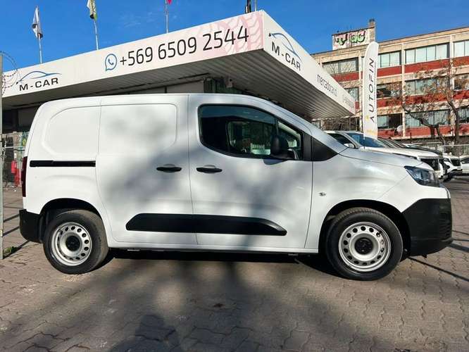 CITROEN BERLINGO BLUEHDI 1.5 - 2024 | 4358 - Imagen 7