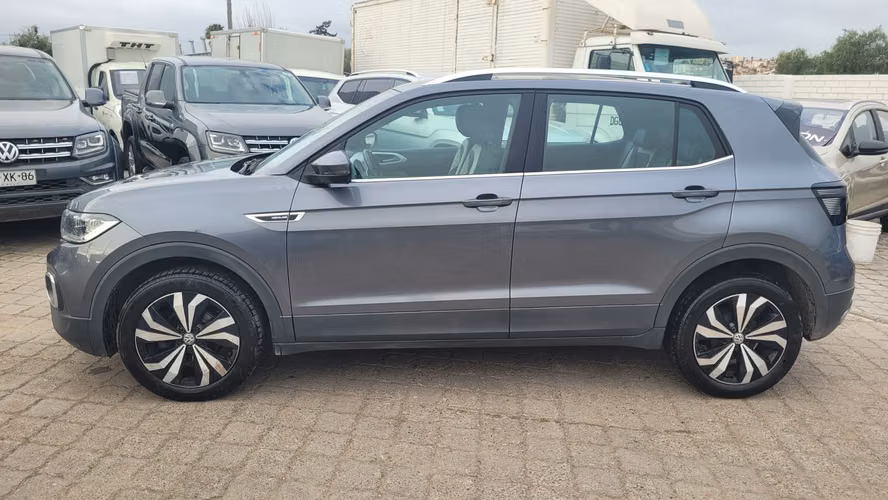 Volkswagen NIVUS TSI 1.0 T FULL MEC. 1.0 • 4x2 • Mecánica • 2023