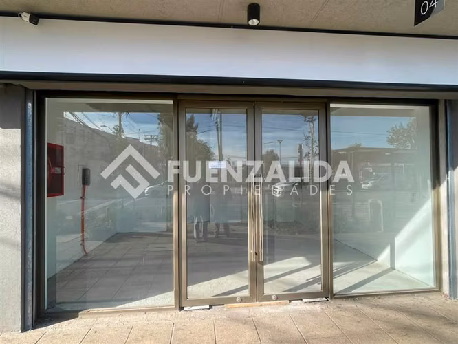 Local Comercial en arriendo, 1 baño, Metro Cerrillos