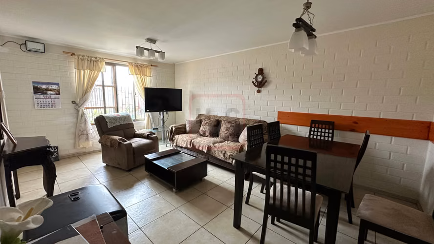 Amplia Casa en Venta de 4h/3b en Excelente Sector Cielos del Valle - Imagen 4