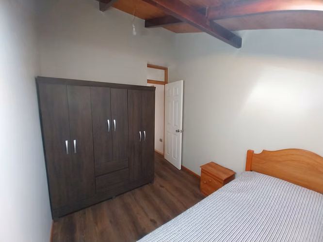 Casa en venta remodelada Santa Inés con Local comercial arrendado 5 dormitorios - Imagen 6