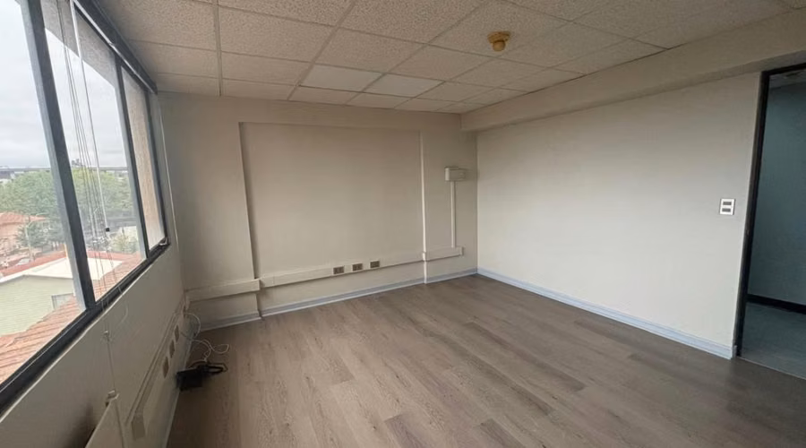 Arriendo Oficina Edificio Especialidades Medicas Dinamarca Temuco - Imagen 3
