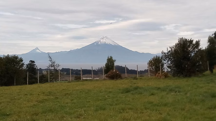 Vendo parcela espectacular vista a volcanes,Punta larga frutillar - Imagen 4
