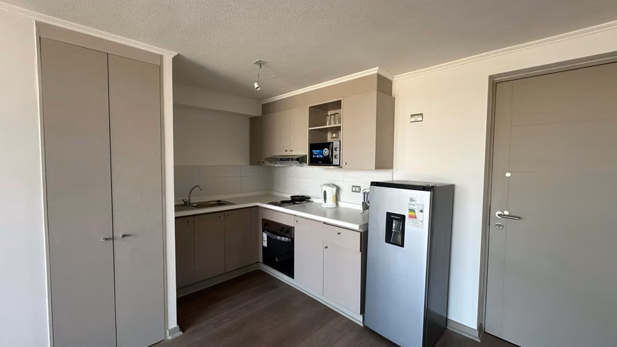 OPORTUNIDAD EN SANTIAGO CENTRO | DEPTO 1D + 1B | A PASOS DEL METRO CUMMING