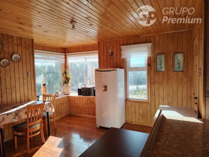 2 CASAS Y 7000 M2 DE TERRENO A PRECIO REBAJADO!!!