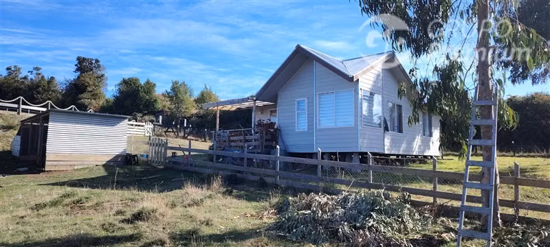 2 CASAS Y 7000 M2 DE TERRENO A PRECIO REBAJADO!!!