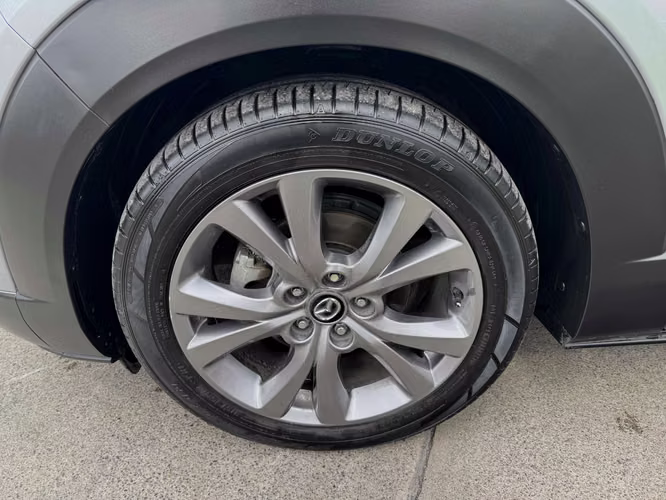 MAZDA CX-30 2.0 AUTOMATICO SOLO 45.000 KM MANTENCIONES DERCO FULL CARPLAY CAMARA VER EN LAS CONDES 2022 - Imagen 11