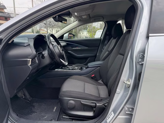 MAZDA CX-30 2.0 AUTOMATICO SOLO 45.000 KM MANTENCIONES DERCO FULL CARPLAY CAMARA VER EN LAS CONDES 2022 - Imagen 13