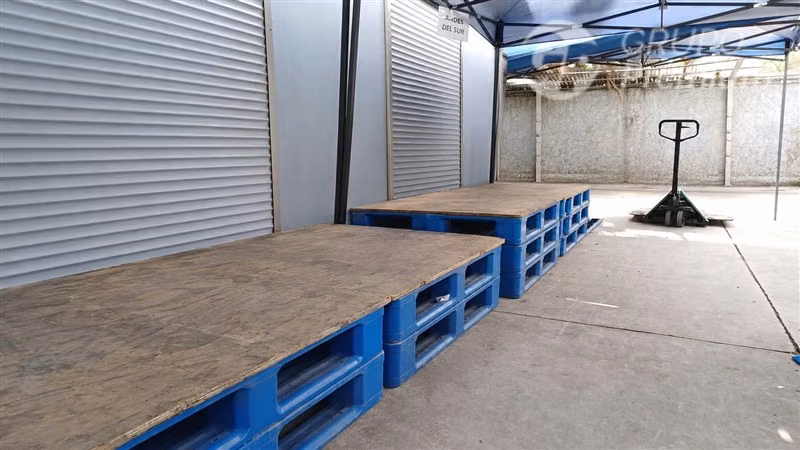 Venta oficina con bodegas y estacionamientos Ñuñoa - Imagen 6