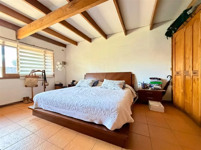 Casa en venta de 4 dorm. en Vitacura