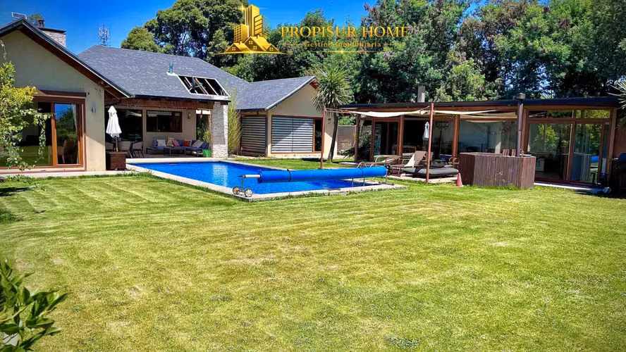 Casa Exclusiva en Venta en Angol | 410 m² Construidos