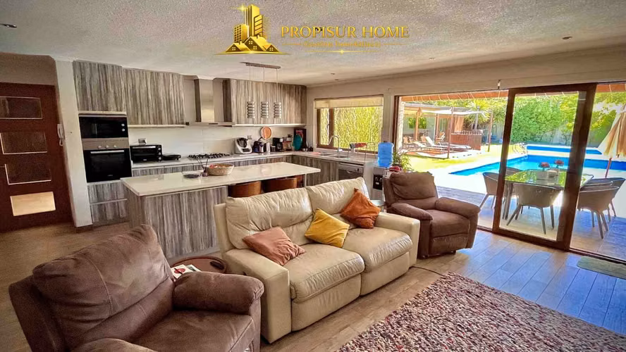Casa Exclusiva en Venta en Angol | 410 m² Construidos
