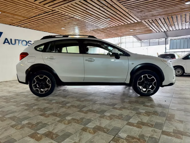 SUBARU XV MT 2.0 2015