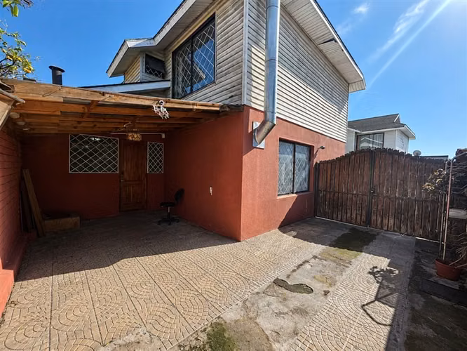 Hermosa casa en venta ubicada en San Martin, Quilpué
