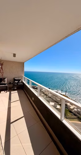 VENTA PRECIO REBAJADO HERMOSO DEPARTAMENTO VISTA AL MAR 2D - Imagen 2