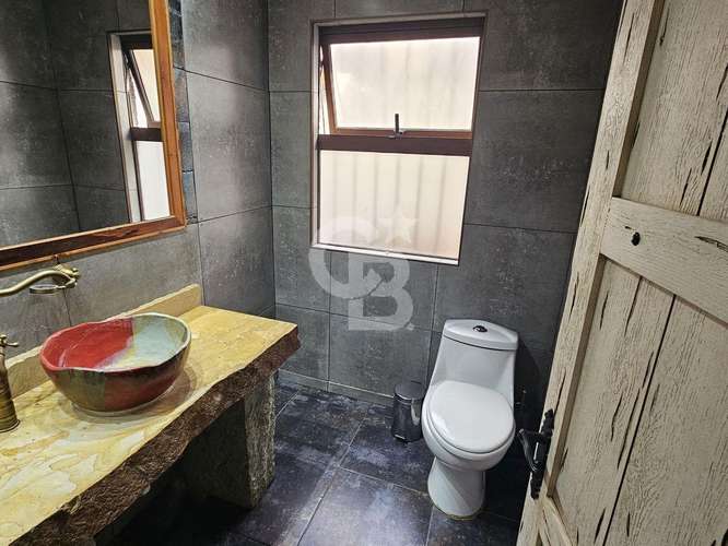 Excelente casa Los Dominicos Antiguo - Imagen 5