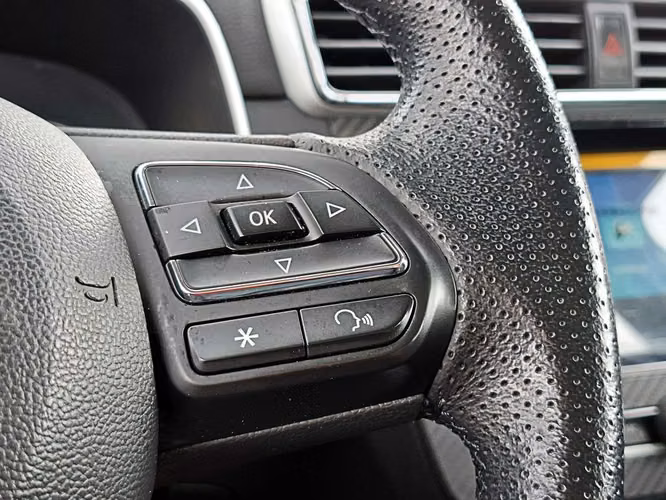MG ZS 2023 - Imagen 25