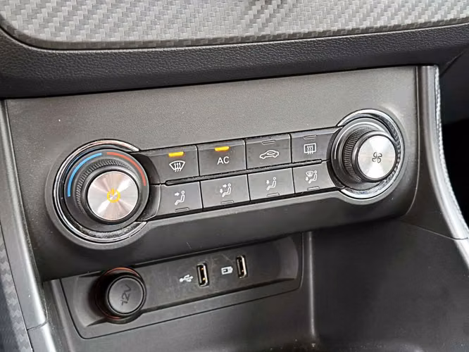 MG ZS 2023 - Imagen 29