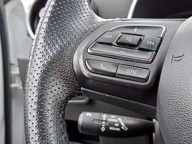 MG ZS 2023 - Imagen 21