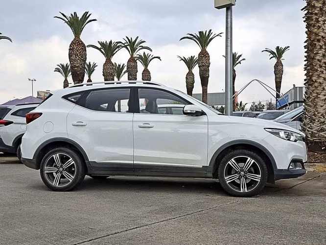 MG ZS 2023 - Imagen 3