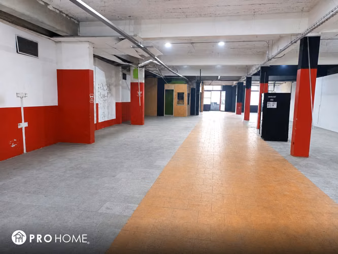 Local comercial 1.104 m2 planta libre, centro de Osorno - Imagen 8