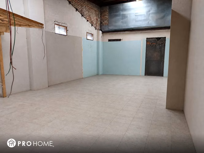 Local comercial 1.104 m2 planta libre, centro de Osorno - Imagen 9