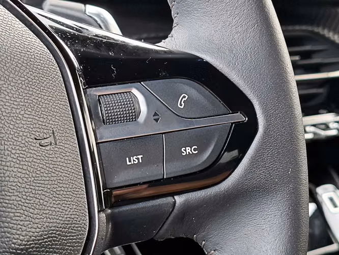 PEUGEOT 2008 2024