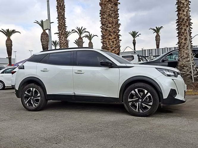 PEUGEOT 2008 2024