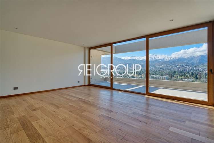 Casa en venta de 4 dorm. en Lo Barnechea - Imagen 4