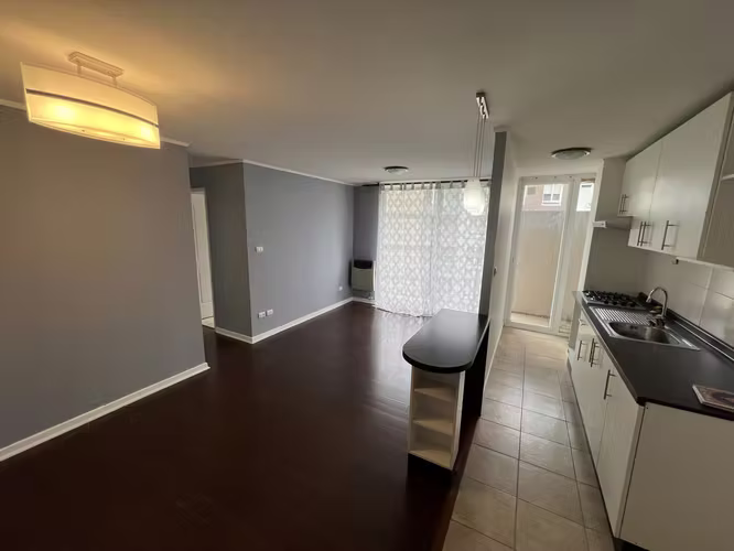 REBAJADO.Arriendo departamento, frente a Nuevo hospital de Chillan, 3 dormitorios, 2 baños, 1 estacionamiento.