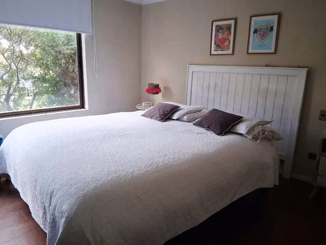 Cama King - Respaldo - Poltronas