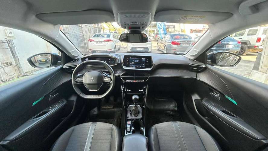 Peugeot 208 ALLURE 1.2 PURETECH 100 HB (2023) - Imagen 10