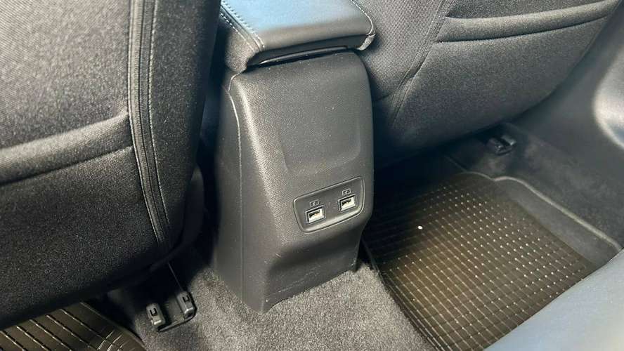 Peugeot 208 ALLURE 1.2 PURETECH 100 HB (2023) - Imagen 17