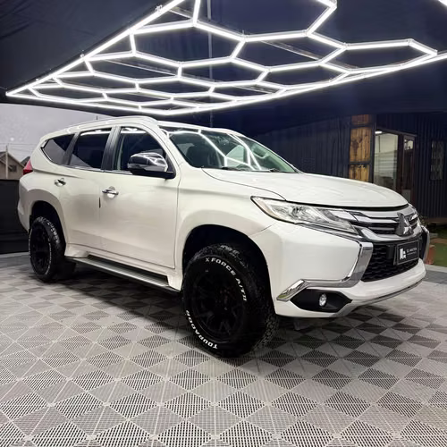 Mitsubishi Montero Sport 3.0 AT 4X2 (2019) - Imagen 7