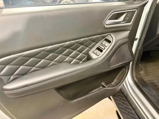 POER DELUXE 2.0T AUT 4X4