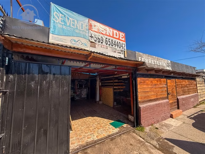 Casa con local comercial Gran terreno Metrotren maestranza - Imagen 2