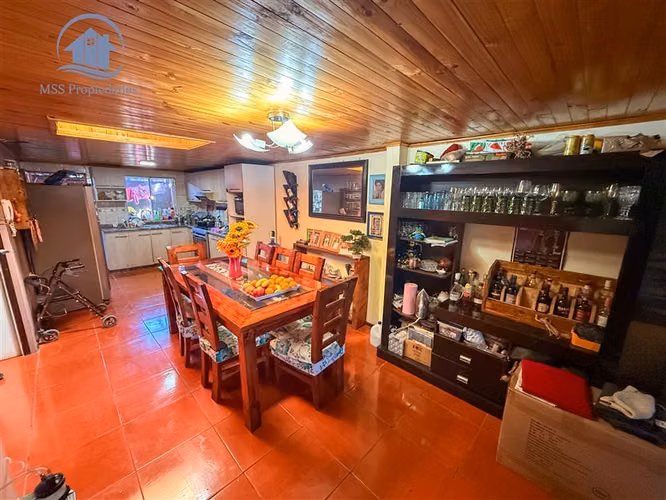 Casa con local comercial Gran terreno Metrotren maestranza - Imagen 7