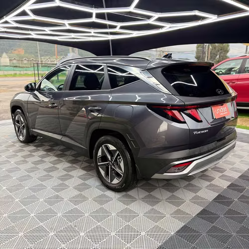 Hyundai Tucson NX4 2.0 AT 2WD (2025)